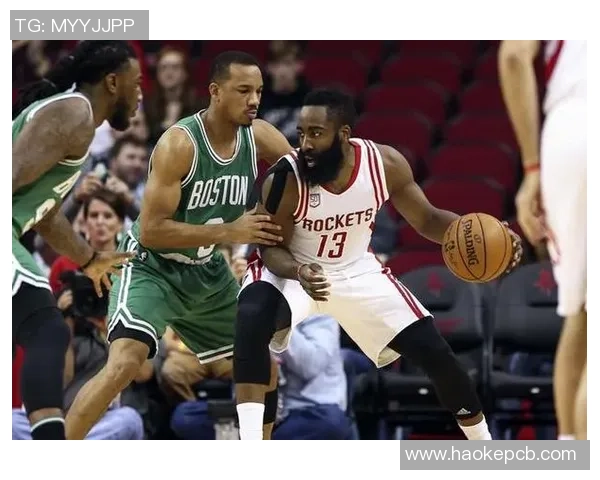 火箭队与凯尔特人队激战正酣直播精彩瞬间不容错过
